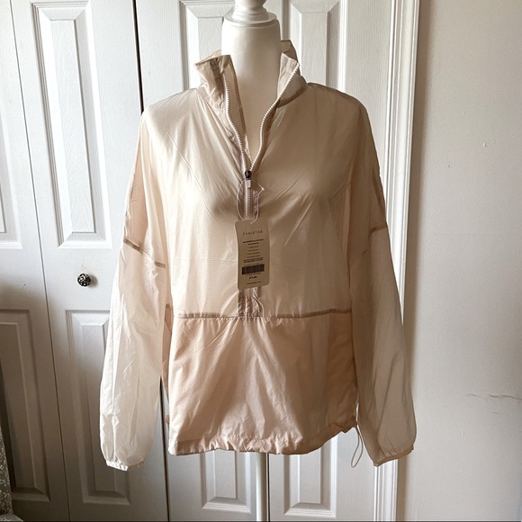 Fabletics Jackets & Blazers - Fabletics Ash Cropped Half Zip Jacket XL NWT
